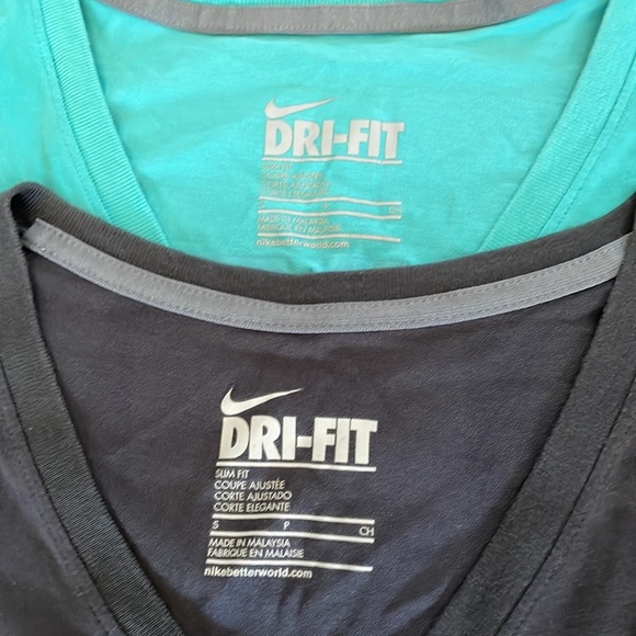 Nike Dri-Fit Slim Fit AWESOME Tees- S - Picture 3 of 3